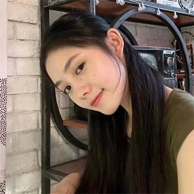 白色女孩